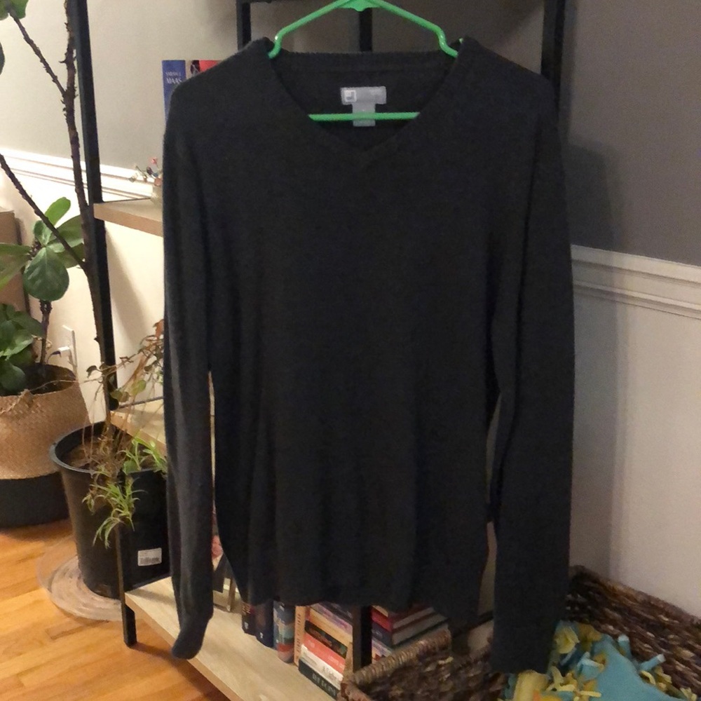 Men’s Gray Sweater
